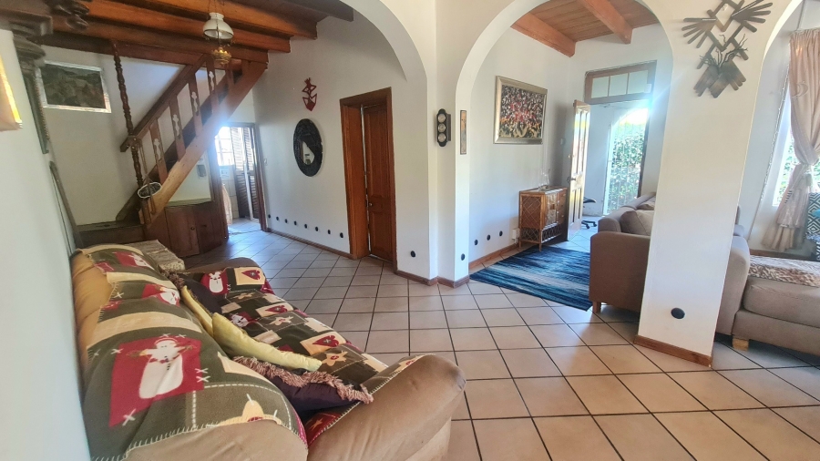 8 Bedroom Property for Sale in Knysna Central Western Cape